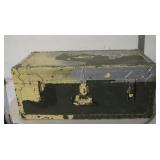 Vintage US Army Footlocker w/ Tray