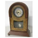 16" Mantel Clock - Needs 2 Batteries