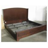 Samson Int. Co. King Size Mahogany Bed Frame Set