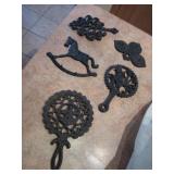 5 Various VNTG Styled Metal Wall Hangers & Trivets