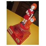 Vtg Little Orphan Annie Plastic Gumball Bank