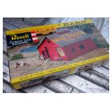 Vtg Revell HO Scale Barn Model