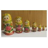 VNTG Russian Matryoshka Nesting Doll, 7"H