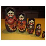 5 Piece Wood Matryoshka Nesting Doll Set