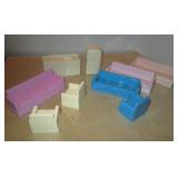 VNTG Miniature Plastic Bedroom & Kitchen Furniture
