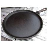 10.5" Lodge USA Cast Iron Round Griddle