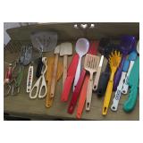 Lot of Various Kitchen Utensils & Tools