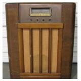 VNTG Airline Brand Radio / Phonograph (No Knobs)