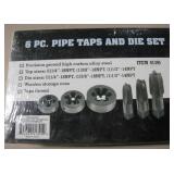 NIP 6 Piece Taps & Die Set In Wood Storage Case