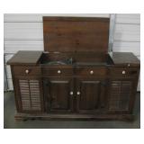 GE Wood Console Stereo - AM / FM / Phonograph