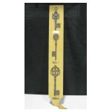 3 VNTG Foliated European Castle Mansion Iron Keys