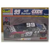 Revell Monogram Co. Jeff Burton 1:24 99 Taurus Car