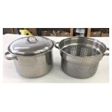 8 Qt Stainless Stock Pot w/Pasta Strainer Insert