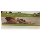 Gaiam Hibiscus Premium Yoga Mat Kit