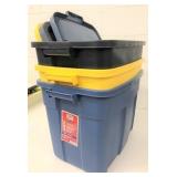 3 Rubbermaid Storage Totes w/Lids