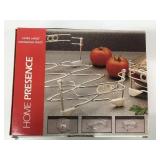 Home Presence Extra Large Expanding Trivet
