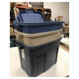 3 Rubbermaid Storage Totes w/Lids