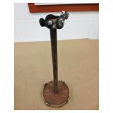 Spur Paper Towel Holder