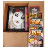 Random Mixed Graphic Novel Lot