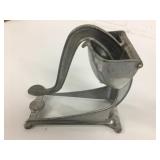 Vintage Wear-Ever Aluminum Juicer