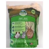 Oxbow Oat Hay For Rabbits, Guinea Pigs Plus