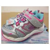 Sketchers Sketch-Air Size 5 Memory Foam Shoes