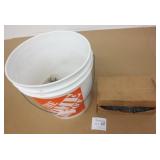 5 Gal Bucket & Mixed Nails Lot