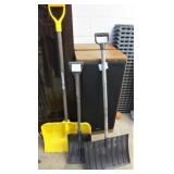 3 Snow Shovels Lot