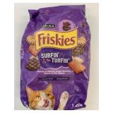 1.43Kg Purina Friskies Surfin & Turf Cat Food