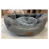 20" Round Bedsure Lightly Used Pet Bed
