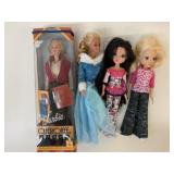 2 Barbies & 2 Moxie Girlz by MGA