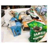 Lot of Assorted Damaged Bags of Dog & Cat Food