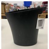 New Umbra Skinny 2 Gal Trash Can
