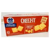 40x 28g Grab & Go Cheez It Baked Cracker Snacks