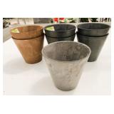 Lot 7 Assorted 7" Draining Plastic Pots