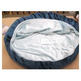 Cozy Hut Round Dog Bed