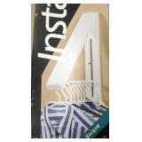 Insta Hanger