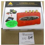 Behringer U-Control UCA222