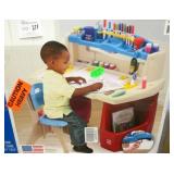 Step 2 Deluxe Art Master Desk