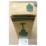 The Pampered Chef Food Chopper Used