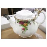 Royal Albert 3pc Teapot, Creamer & Sugar Set