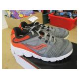 Saucony Youth Size 4 Runners