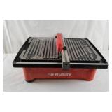 Husky Wet Tile/ Stone Saw Model Thd750l Husky Wet Tile/ Stone Saw Model Thd750l