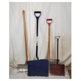 Lot Of Four Metal Snow Shovels Lot Of Four Metal Snow Shovels