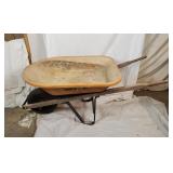 True Temper Poly Wheelbarrow True Temper Poly Wheelbarrow