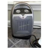Small Lasko Oscillating 1500 Watt Electric Heater Small Lasko Oscillating 1500 Watt Electric Heater