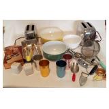 Vintage Household Lot; Pyrex, Toaster & More