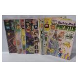 Vtg Richie Rich Comic Books