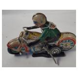 Vtg Tin Wind-up Motorcycle Ms-702