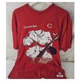 Cincinnati Reds Graphic T-shirt Size Lg